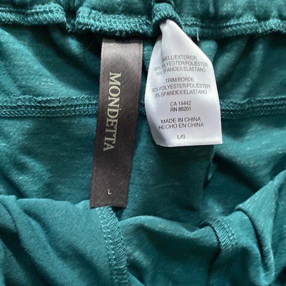 Mondetta shorts - Picture 3 of 5